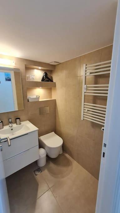 Glyfada Path Of Poets Apartment Athens Exterior photo